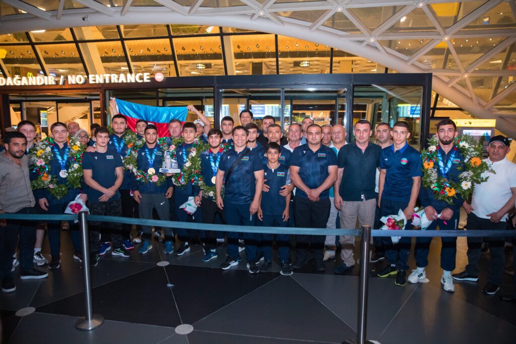 357005781 756623393131817 6864785816083486624 n - Futbolinfo.az