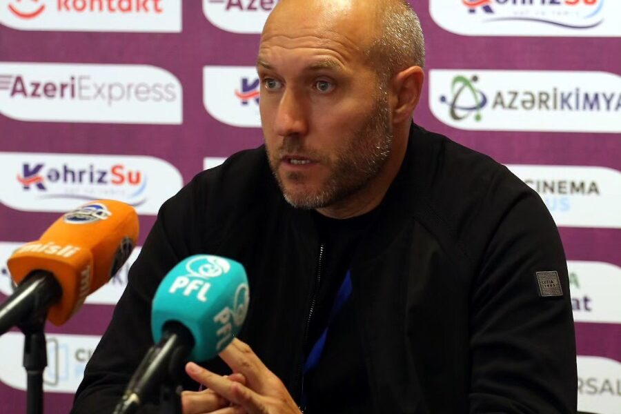 s 18 - Futbolinfo.az