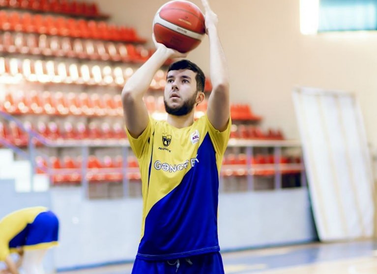 s 28 - Futbolinfo.az