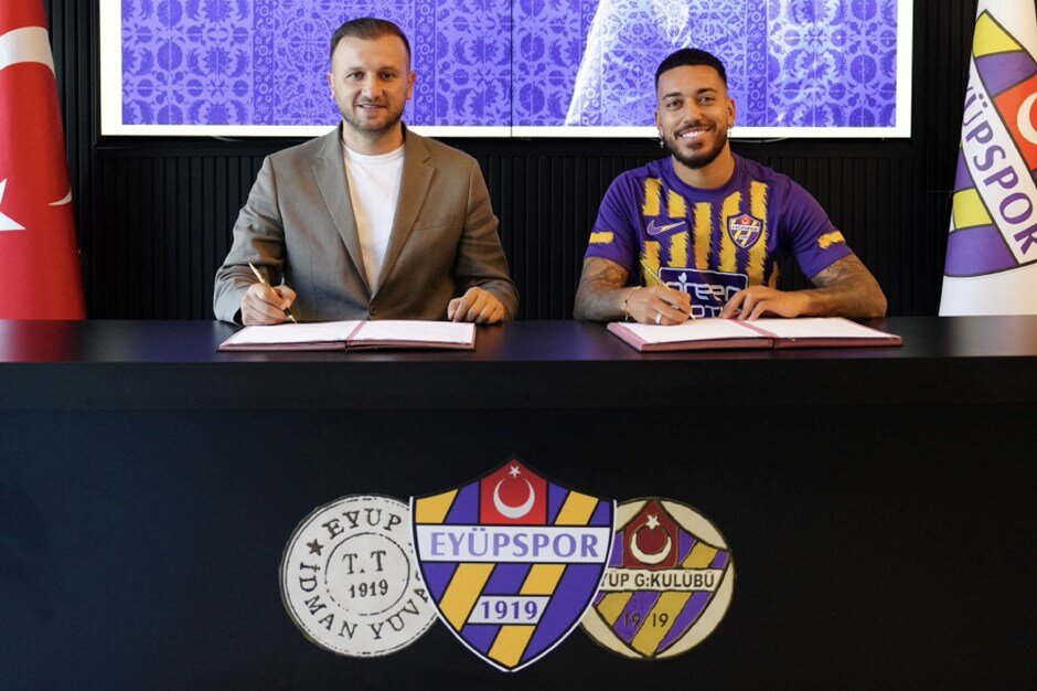 91b3b05e03ae405193e67d0393df97e1 - Futbolinfo.az