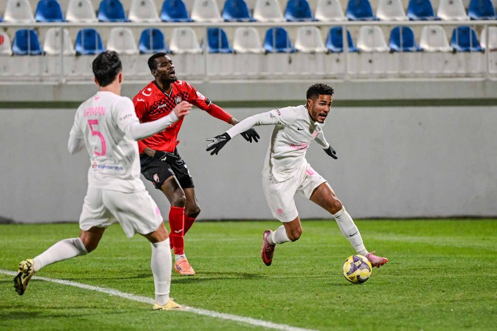 69838e9feb03162 - Futbolinfo.az