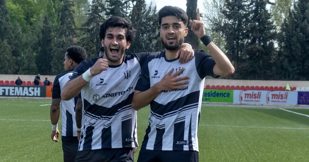 “Karvan-Yevlax”dan darmadağın 18 7013cfb4 41cb 468d 9857 6c096fbee1ec - Futbolinfo.az