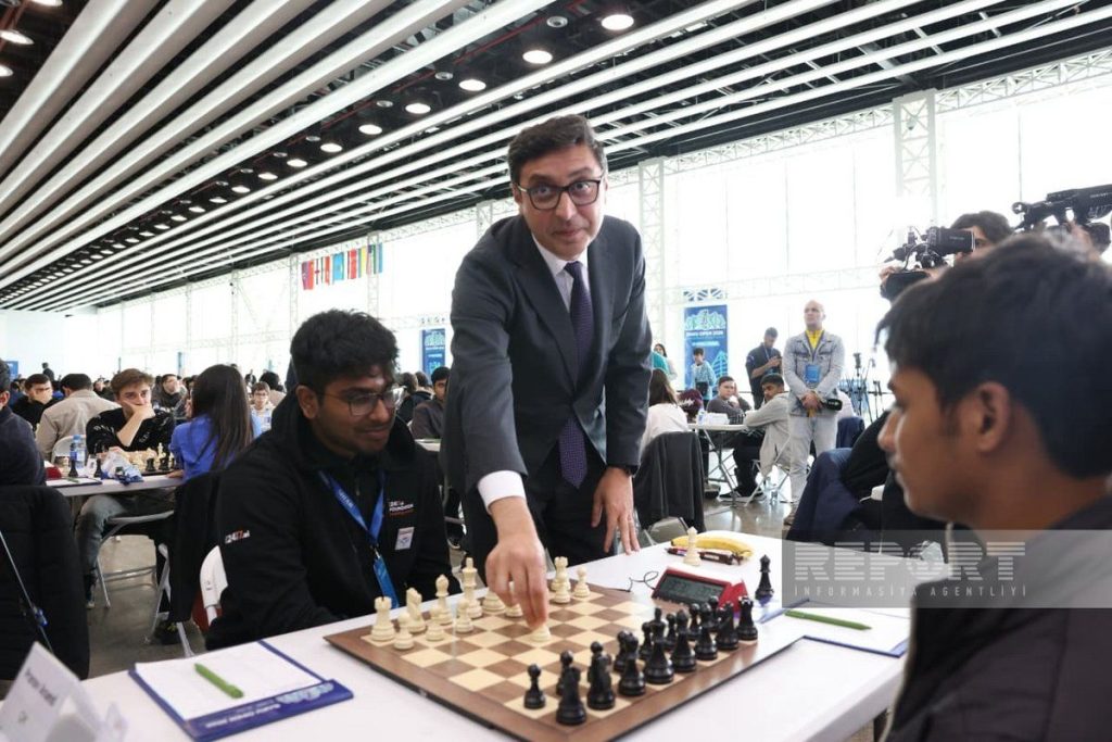 OzwzJ5k9iQXjOmaemMiWzZaQs2jp7FO5f3W7P0Fm 1200 - Futbolinfo.az