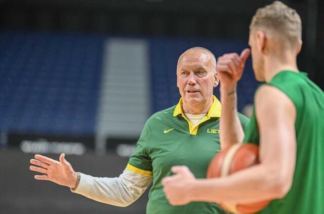 Əsgər, nazir, məşqçi və Azərbaycan aşiqi Kurtinaytis 8 rimas kurtinaitis - Futbolinfo.az