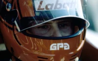 Villeneuve 1982 helmet - Futbolinfo.az