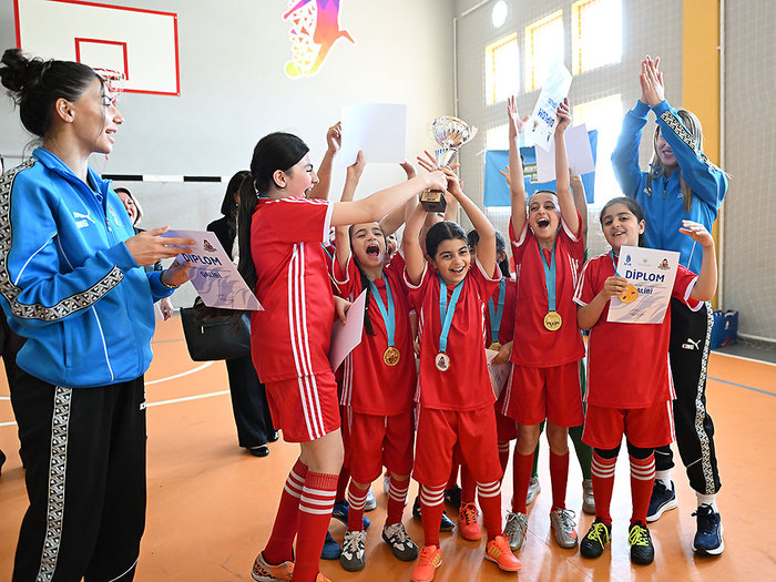 esas 2 - Futbolinfo.az