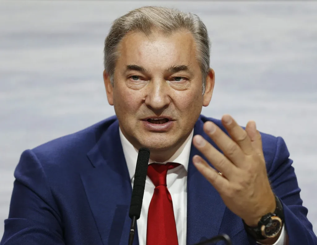 Russian Ice Hockey Federation president Vladislav Tretiak 2015 - Futbolinfo.az